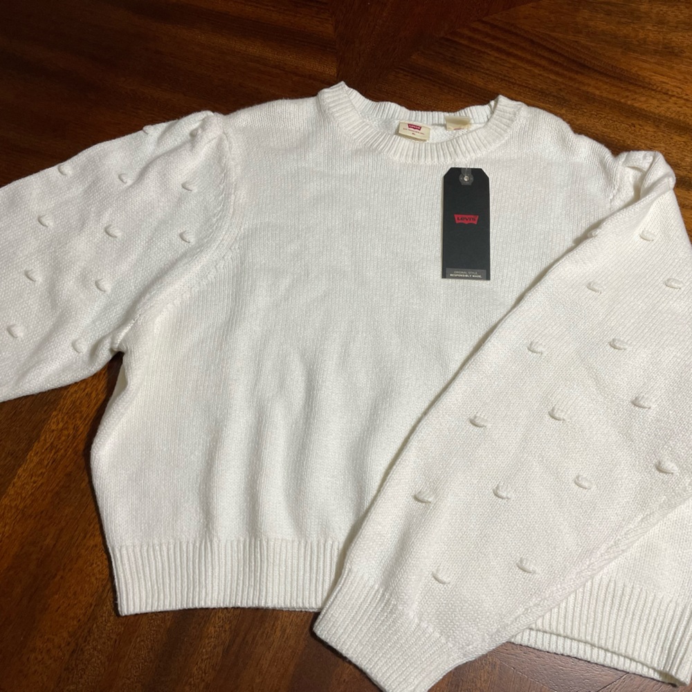 NWT Levi’s Sweater